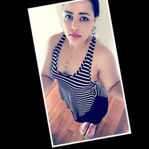 Meet your Posher, Dania